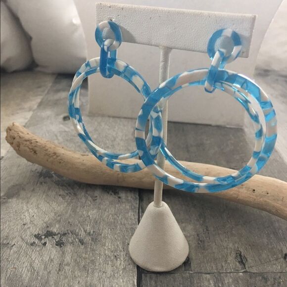 Tortoise Blue Acrylic Double Hoop Earrings - Picture 4 of 7